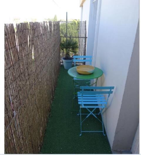 Les Tourterelles D'Avignon Apartment Ngoại thất bức ảnh